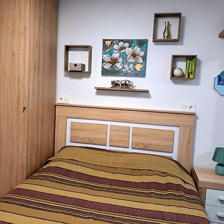 Comfortable Studio With Sea View Apartment Benidorm Bagian luar foto