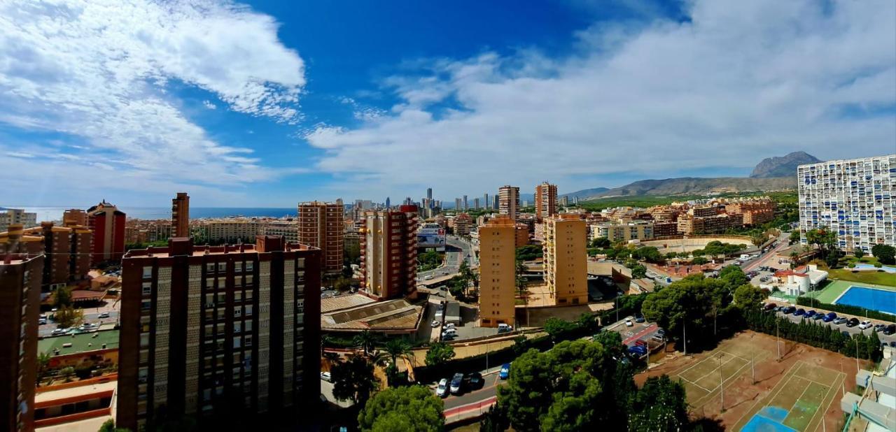 Comfortable Studio With Sea View Apartment Benidorm Bagian luar foto