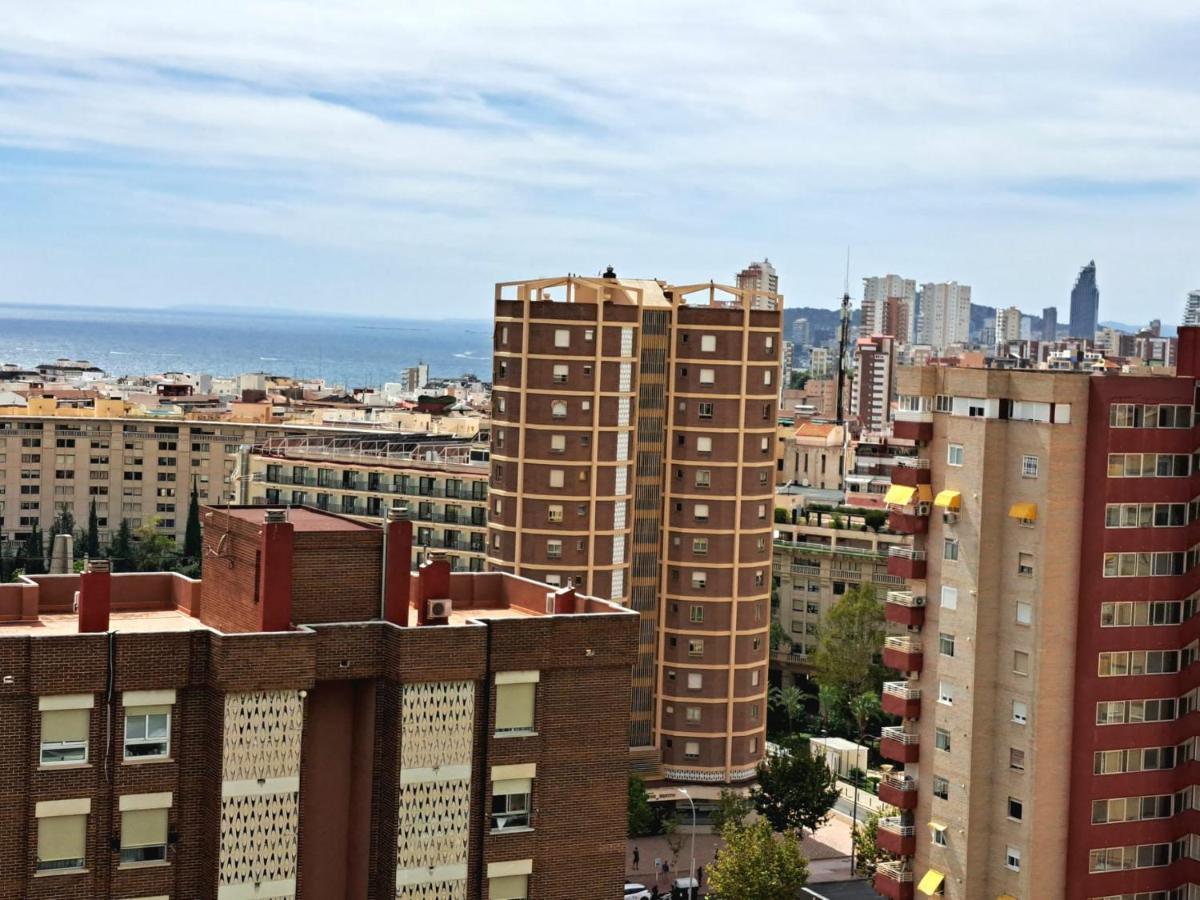 Comfortable Studio With Sea View Apartment Benidorm Bagian luar foto